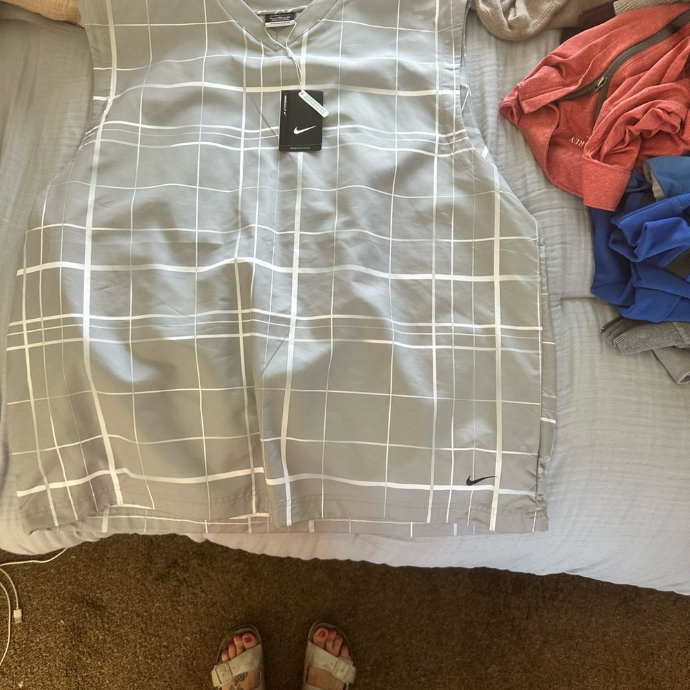 Nike Golf Light Gray and White Grid Vest
